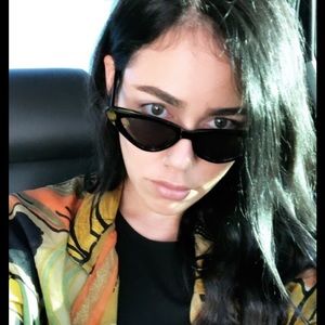 Meet your Posher, Rosanna